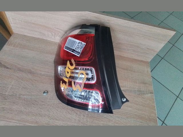 bontott CITROËN C3 Bal Hátsó Lámpa