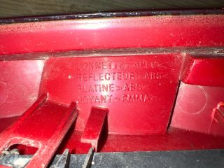 bontott CITROËN C3 Bal Hátsó Lámpa