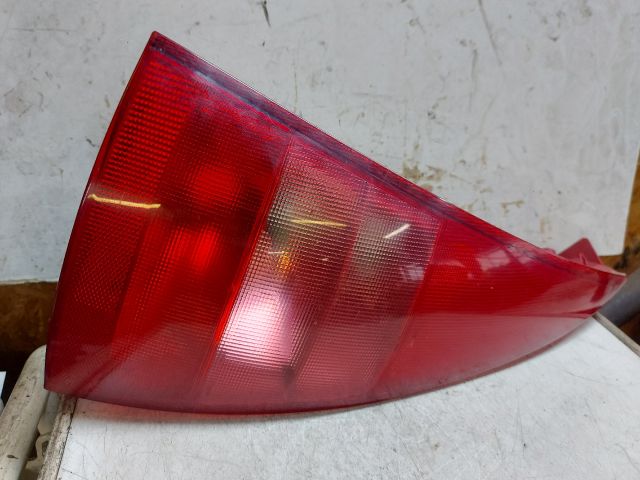 bontott CITROËN C3 Bal Hátsó Lámpa