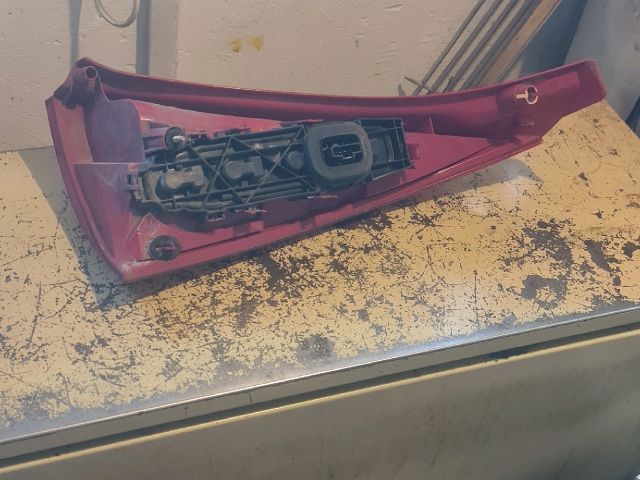 bontott CITROËN C3 Bal Hátsó Lámpa