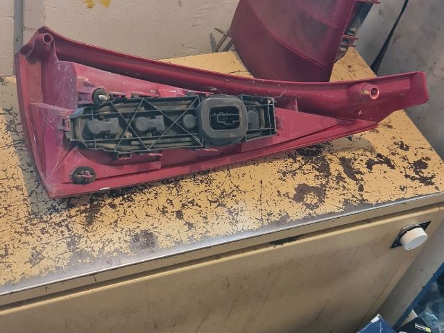 bontott CITROËN C3 Bal Hátsó Lámpa