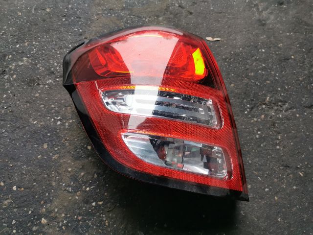 bontott CITROËN C3 Bal Hátsó Lámpa