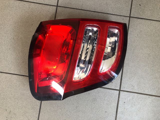 bontott CITROËN C3 Bal Külső Hátsó Lámpa