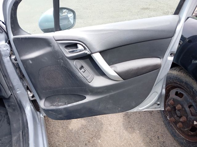 bontott CITROËN C3 Bal Napellenző