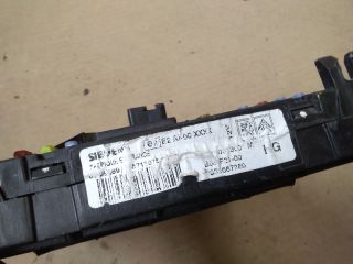 bontott CITROËN C3 Biztosítéktábla Utastér