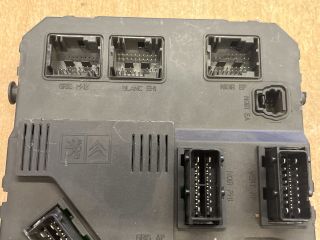 bontott CITROËN C3 Biztosítéktábla Utastér