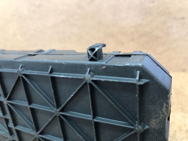 bontott CITROËN C3 Biztosítéktábla Utastér