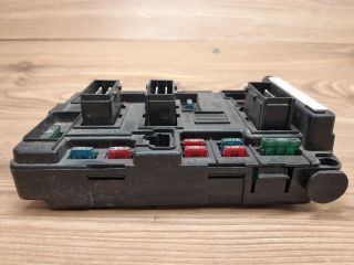 bontott CITROËN C3 Biztosítéktábla Utastér