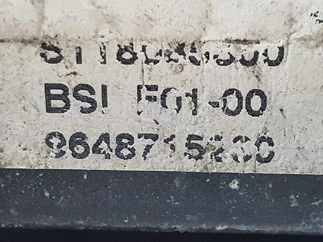 bontott CITROËN C3 Biztosítéktábla Utastér