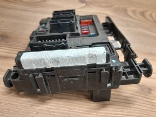 bontott CITROËN C3 Biztosítéktábla Utastér