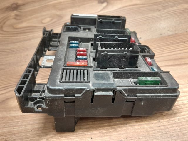 bontott CITROËN C3 Biztosítéktábla Utastér