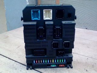 bontott CITROËN C3 Biztosítéktábla Utastér