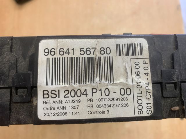 bontott CITROËN C3 Biztosítéktábla Utastér