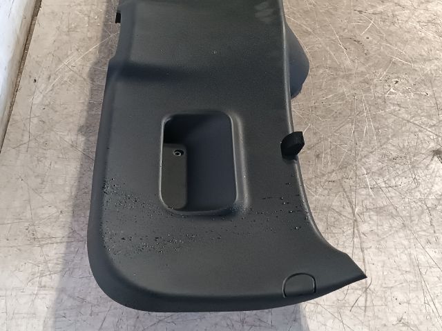 bontott CITROËN C3 Csomagtérajtó Kárpit