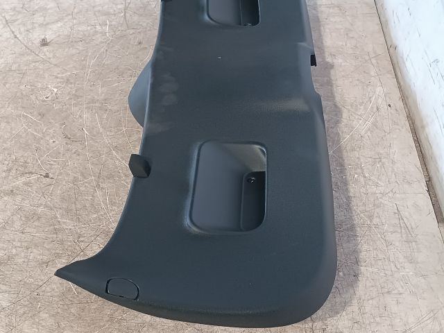 bontott CITROËN C3 Csomagtérajtó Kárpit