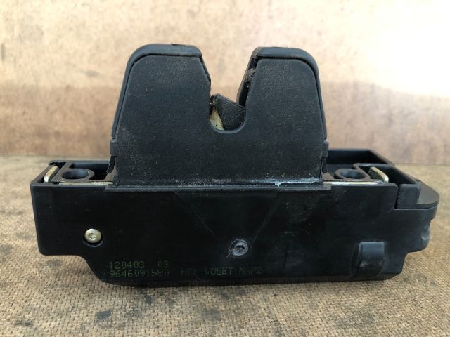 bontott CITROËN C3 Csomagtérajtó Zárszerkezet