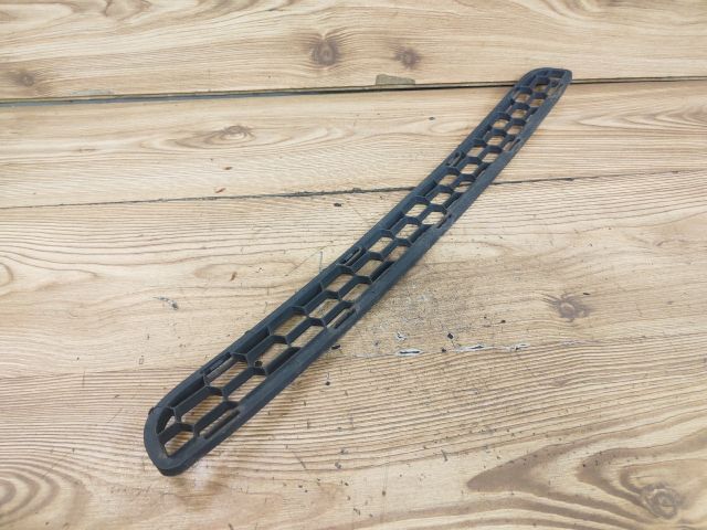 bontott CITROËN C3 Első Lökhárító Alsó Középső Díszrács