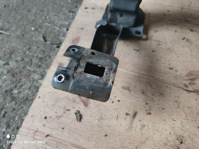 bontott CITROËN C3 Első Lökhárító Merevítő (Fém)