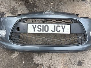 bontott CITROËN C3 Első Lökhárító (Részeivel)