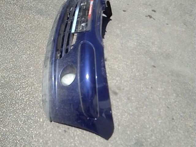 bontott CITROËN C3 Első Lökhárító (Részeivel)