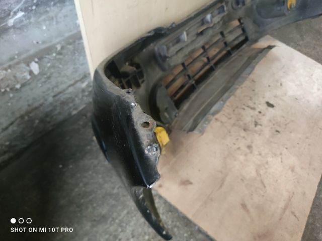 bontott CITROËN C3 Első Lökhárító (Részeivel)