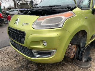 bontott CITROËN C3 Első Lökhárító (Részeivel)