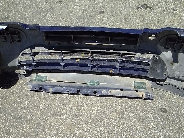 bontott CITROËN C3 Első Lökhárító (Részeivel)