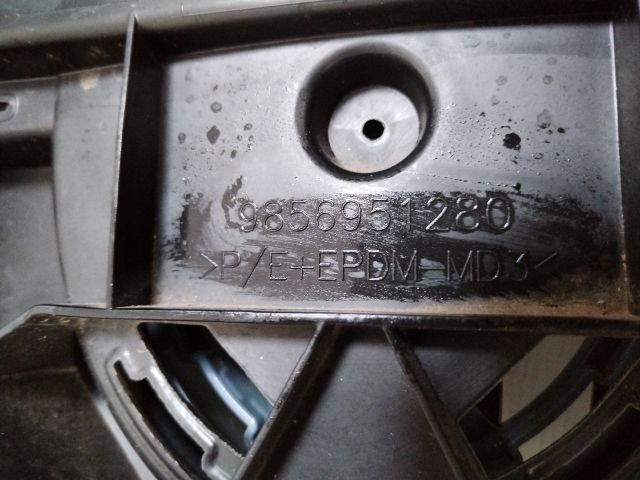 bontott CITROËN C3 Első Lökhárító (Üresen)