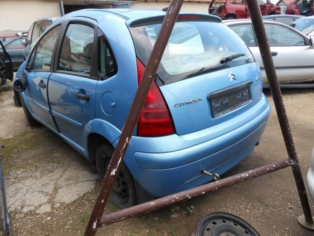 bontott CITROËN C3 Első Vonószem Burkolat