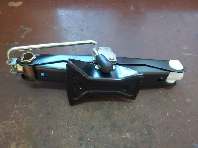 bontott CITROËN C3 Emelő