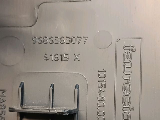 bontott CITROËN C3 Felső Kormányoszlop Burkolat