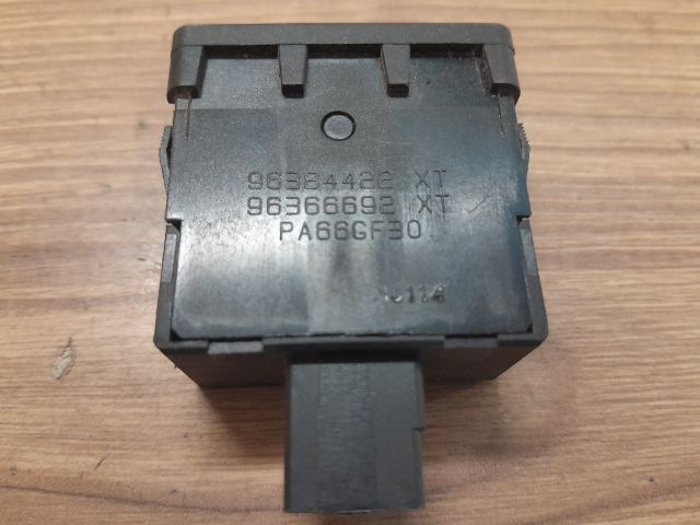 bontott CITROËN C3 Fényszórómagasság Állító Kapcsoló