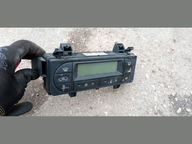 bontott CITROËN C3 Fűtéskapcsoló (digit klímás)