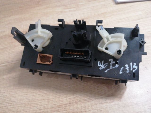 bontott CITROËN C3 Fűtéskapcsoló (manuális klímás)