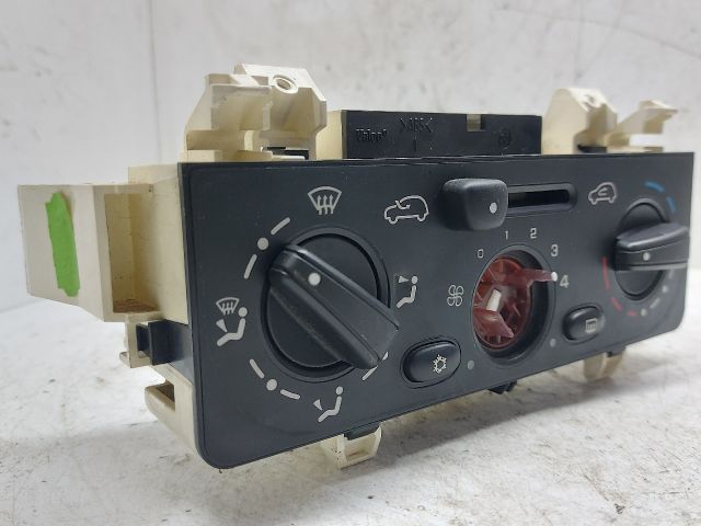 bontott CITROËN C3 Fűtéskapcsoló