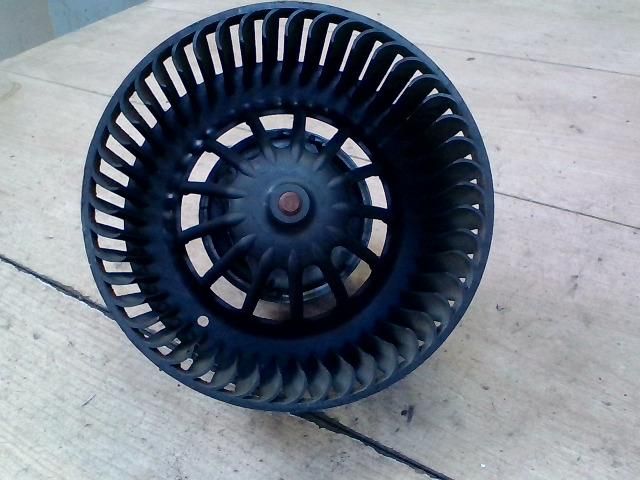 bontott CITROËN C3 Fűtőmotor (Nem klímás)