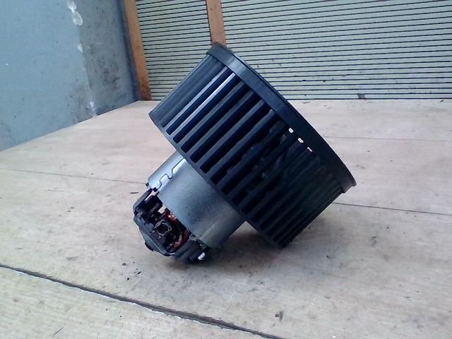 bontott CITROËN C3 Fűtőmotor (Nem klímás)