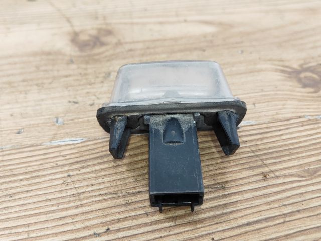 bontott CITROËN C3 Hátsó Rendszámtábla Világítás