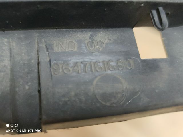 bontott CITROËN C3 Homlokfal Burkolat