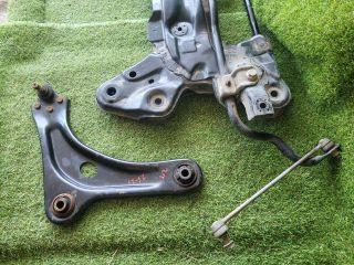 bontott CITROËN C3 III Első Bölcső