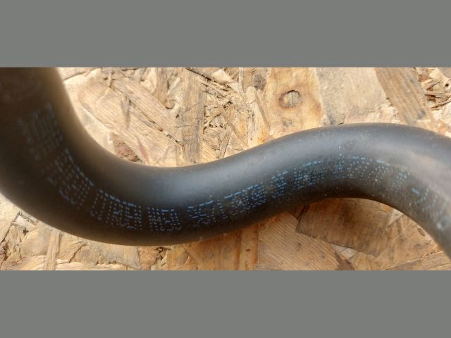 bontott CITROËN C3 III Fűtőradiátor Vízcső Felső