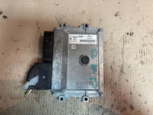 bontott CITROËN C3 III Motorvezérlő