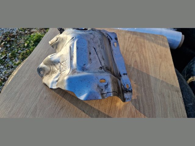 bontott CITROËN C3 III Katalizátor Hővédő Lemez