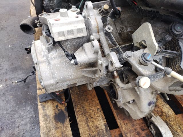 bontott CITROËN C3 III Váltó (Mechanikus)