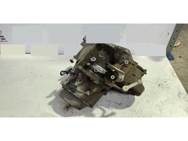 bontott CITROËN C3 III Váltó (Mechanikus)