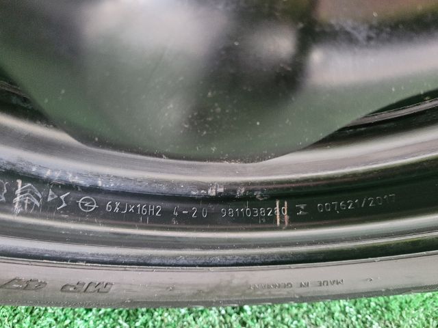 bontott CITROËN C3 III Acélfelni Gumival (1 db)