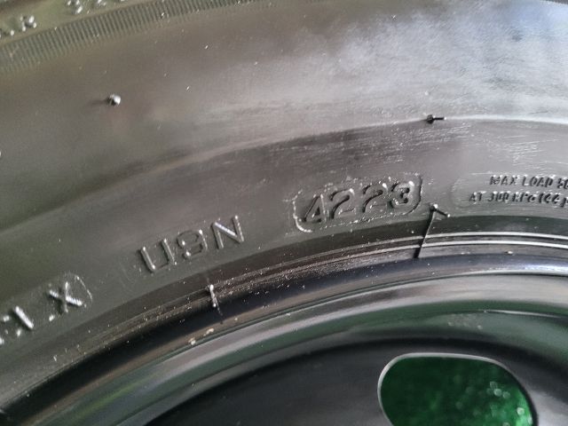 bontott CITROËN C3 III Acélfelni Gumival (1 db)