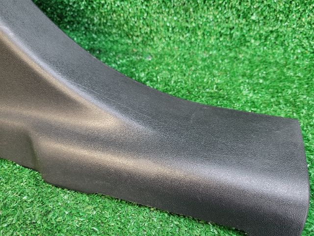 bontott CITROËN C3 III Bal B Oszlop Burkolat