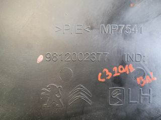 bontott CITROËN C3 III Bal B Oszlop Burkolat