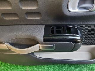 bontott CITROËN C3 III Bal első Ajtó Kárpit